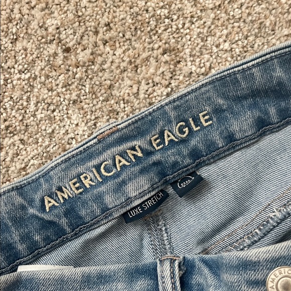 American Eagle Outfitters Light Blue Flare Jeans - Picture 3 of 6